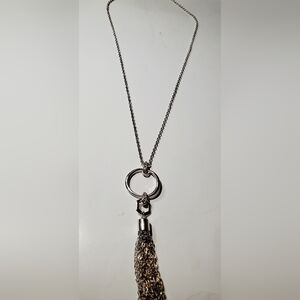 Elegant Silver Pendant Necklace
